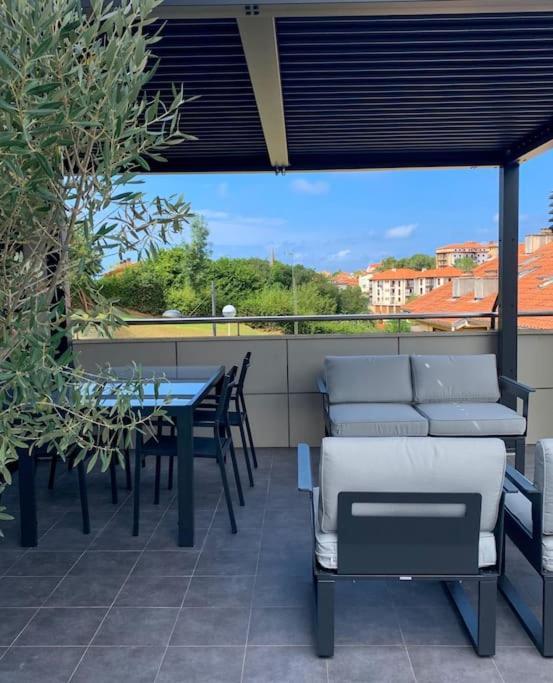 Atico Con Esplendida Terraza Apartment Comillas Luaran gambar